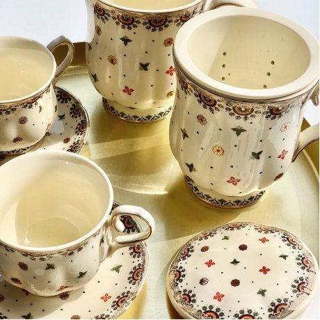 Cana cu infuzor de portelan colectia "Casablanca"