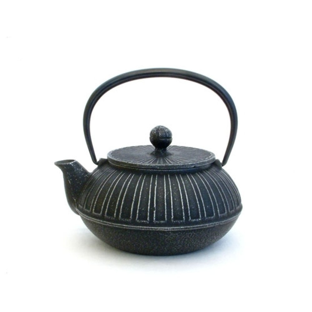 Ceainic din Fonta Iwachu 0.65L